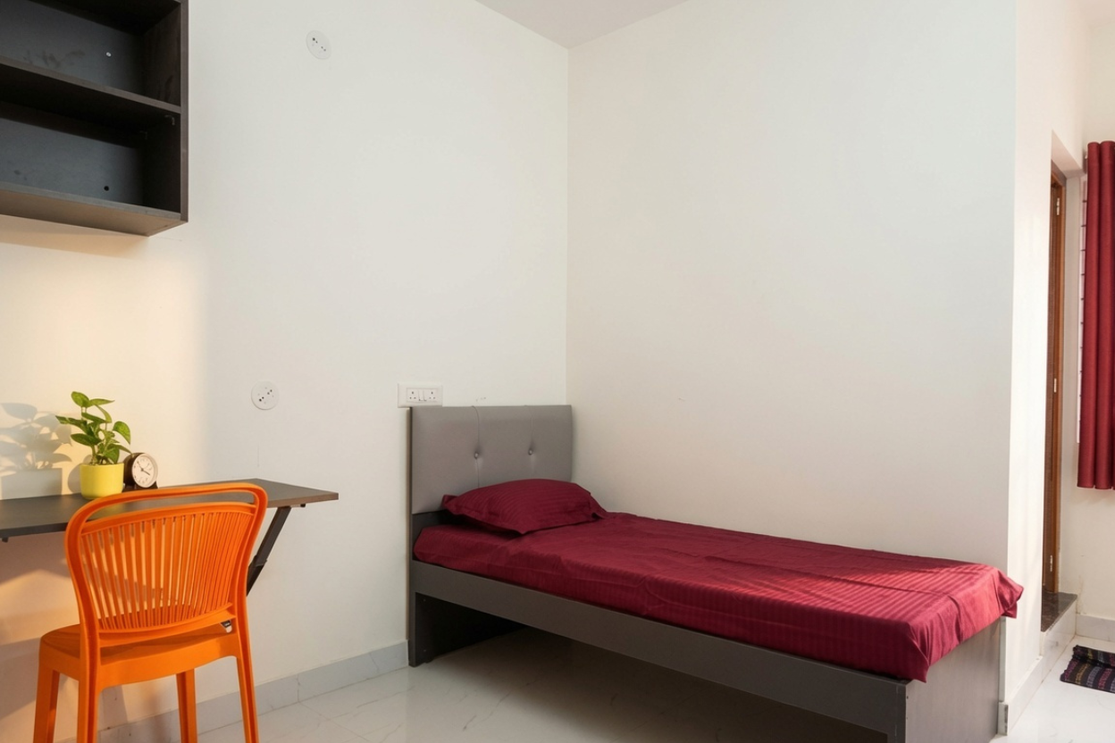Pelagia Elite, single sharing room, photo 3